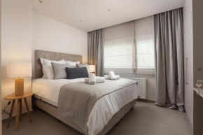 Hector Luxury Suite